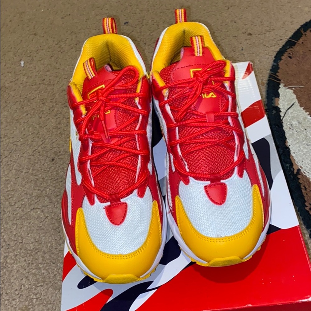 Fila Ray Tracker